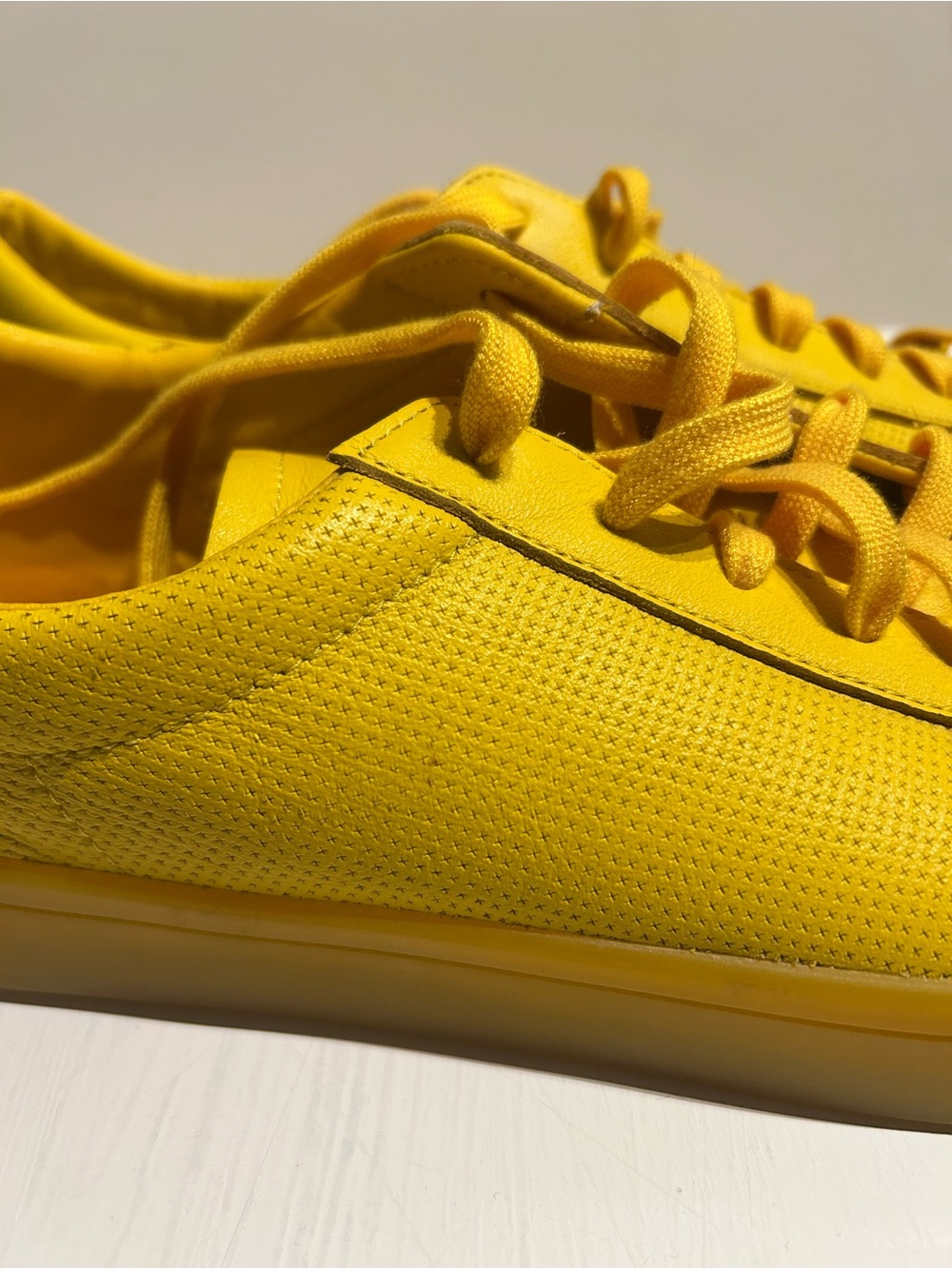 Adidas Men’s Yellow Low-Top AdiColor Sneakers, Size 13